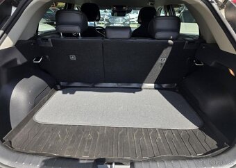 Kia Niro 1.MAJ.-150kW-64,8kWH-ZÁRUKA - 9