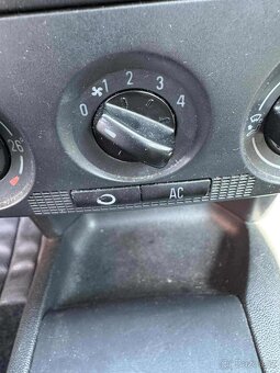 Prodám Škoda Fabia 1.4MPI Bez Koroze - 9