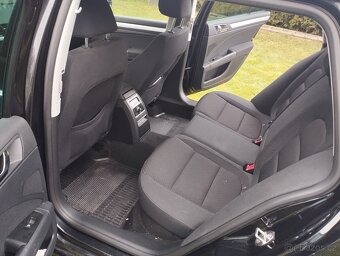 Škoda Superb Combi DSG 2.0 TDI - 9