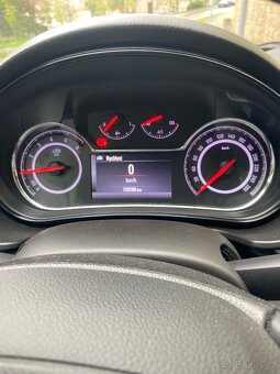 Opel Insignia - 9