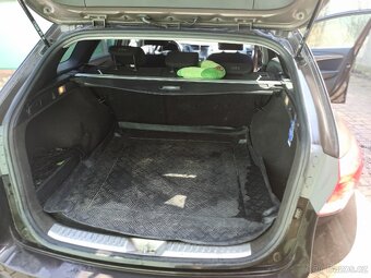HYUNDAI i40 1,7CRDi 104kW automat - 9