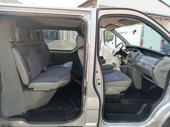 Opel Vivaro Trafic 2.0 DCi long 84kw 5míst tažné - 9