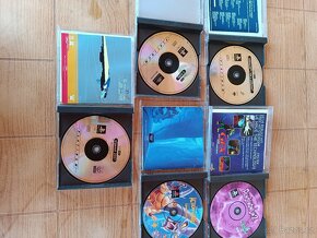 Herní konzole Play Station 1 + 5x originál hra - 9