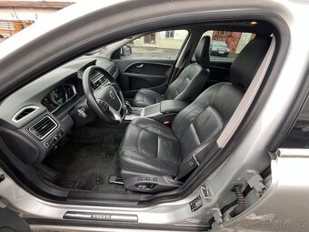 Volvo V70 3 facelift D3 - 9