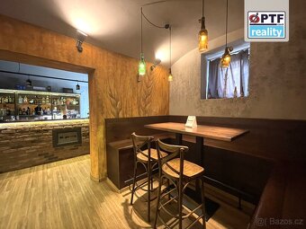Pronájem zavedeného baru v centru, 102 m2 - Plzeň - 9