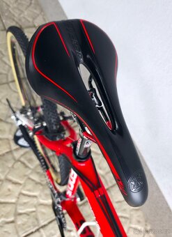 Cyklokrosové kolo Focus Mares AX 1.0 - 9