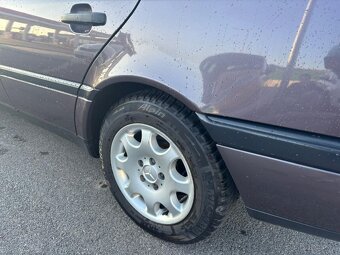 Mercedes Benz C200 - 9
