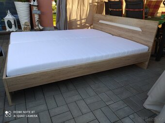 POSTEL S POLOHOVACÍMI ROŠTY A MOLITANOVYMI MATRACEMI 180x200 - 9