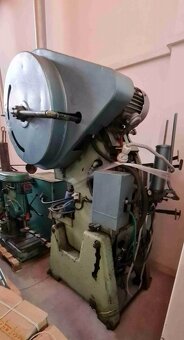 Ruský excentrický lis K2324D, rok výroby 1970 - 9