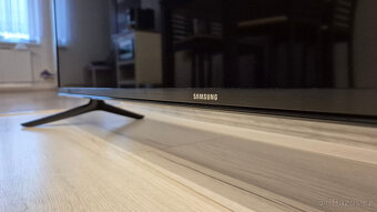 4K  smart Samsung UE55JU6072 140cm - 9