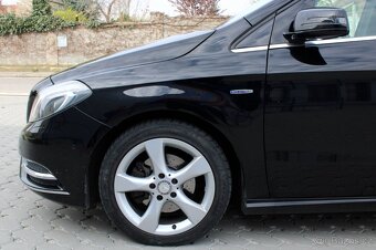 Mercedes B180 CDI AT7 - 9
