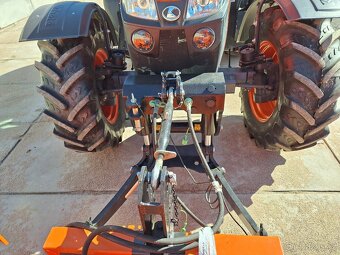 Kubota 5112 s radlicí - 9