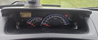 Daihatsu Materia 1.5 16V 76 kw - automat., vhodné na reklamu - 9