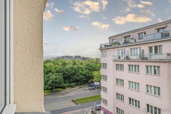 Pronájem vybaveného bytu 2+kk, 55 m2 plus sklep - Praha - Vi - 9
