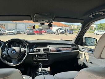 BMW X5 2010 nafta - 9
