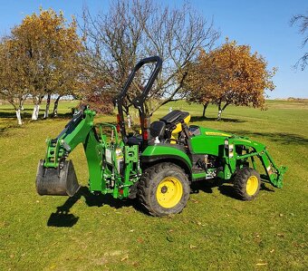 John Deere 2025R 4x4 - 9