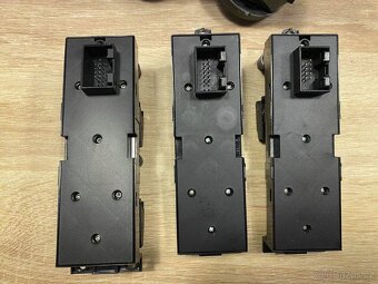 VYPINAC SVETEL OVLADANI OKEN ZDRUZENY OVLADAC - 9