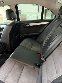 MERCEDES BENZ C 220CDi AVANTGARDE - 9