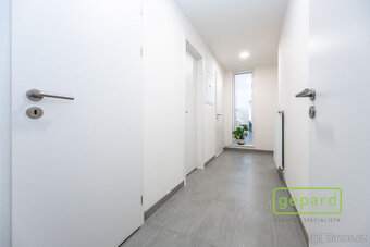 Prodej řadového rodinného domu 4+kk, 100 m2, zahrada, 2 park - 9
