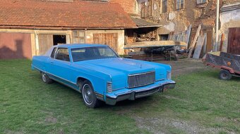 Lincoln continental coupe - 9