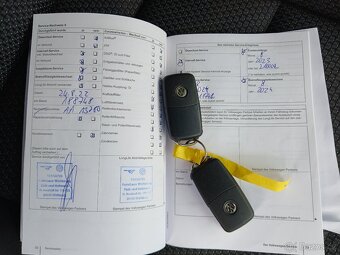TOURAN,2.0TDI,103KW,VÝHŘEV,DIGI,PARKASIST,TZ,SERVIS JEN VW - 9