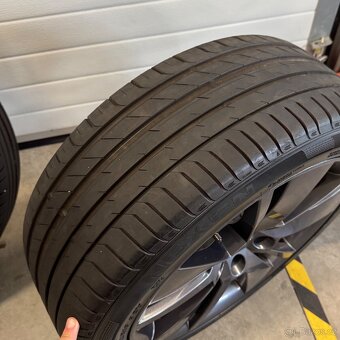 Alu kola Škoda Superb R18, 235/45 R18 6mm, 5x112 - 9