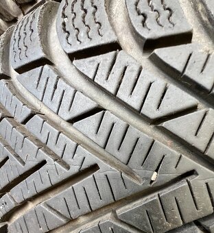 Zimní kola Škoda Octavia 3, 205/55 R16 Pirelli (2419) - 9