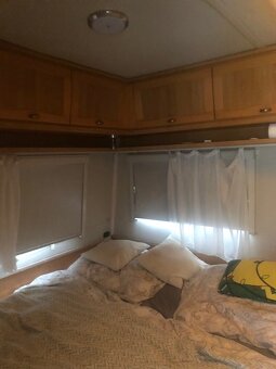 Prodám karavan ERIBA NOVA 491- SOBÉSTAČNÝ - 9