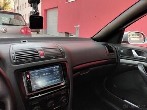 Prodám levně Škoda Octavia 2 na nahr.díly-nebo vyměnim za ji - 9