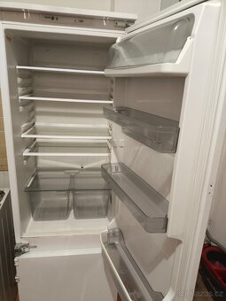 Prodám plynový sporák, ledničku, pračku. - 9