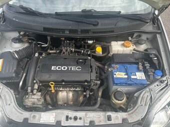 Chevrolet Aveo 1.4 LT + LPG - 9