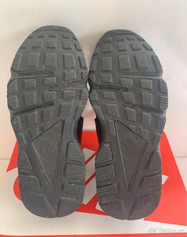 Nike Air Huarache - 9