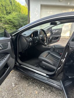 Mercedes Benz CLS 350d shooting brake 4 matic - 9