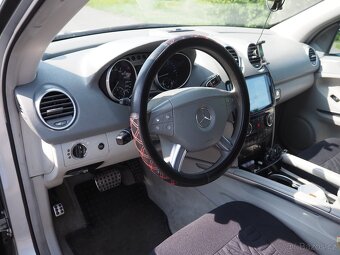 Mercedes-Benz Tř.M 320 CDI SPORT, zachovalé vozidlo - 9