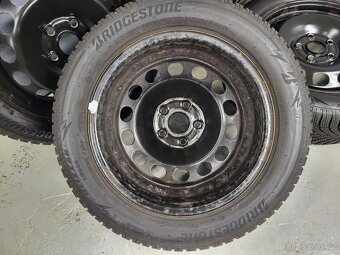 Originál 16" VW Golf 7 5x112 zimní pneu 6-7,5mm - 9