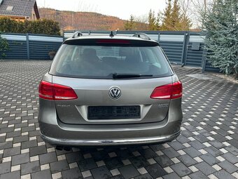 Volkswagen passat B7 - 2.0 tdi 103kw CR - nová Stk - 9