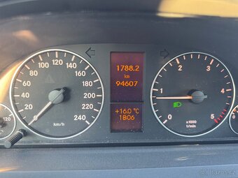 Mercedes-Benz A160 ,97 tis km,9/2011 - 9