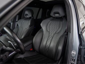 Bmw X7 M60i - 9