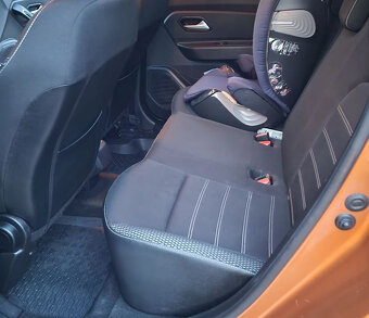Dacia Duster 1,6SCe 4x4 Prestige - 9