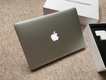 💻 MacBook Air 2015 | Spolehlivý společník pro každý den - 9