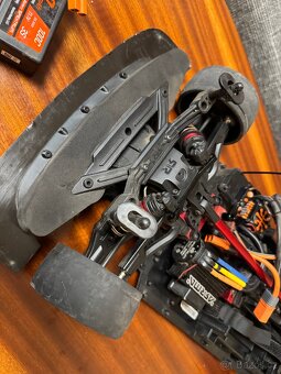 Arrma infraction 6s - 9