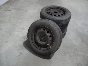 Hyundai I20 1.2i ,  63 kW benzín, 2014 - 9