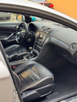 Ford Mondeo Mk4 2014 - 9
