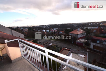 Pronájem 2+kk, 40m² + terasa 14m², P5-Smíchov, ul. Nad Palat - 9