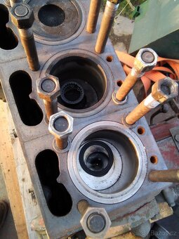 Motor - 9