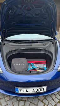 Tesla 3 DualMotor Long Range 2019 Panorama - 9