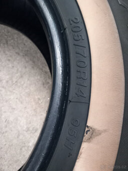 205/70R14 GUMY S BÍLÝMI PRUHY - 9