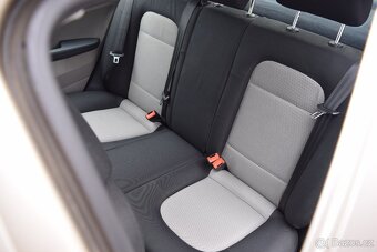 Škoda Fabia 1 sedan 1.2 HTP 47kw AMBIENTE EL. OKNA - 9