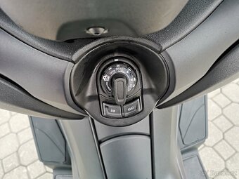 Yamaha NMAX 125 r.v.2020, nový ČR,1.majitel, jen 6.211 km - 9