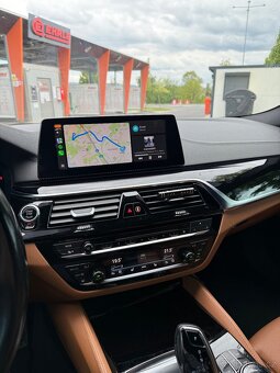 BMW 540i X-Drive 250KW CZ M-Paket - 9